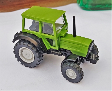 Wiking. Traktor.  (H83)