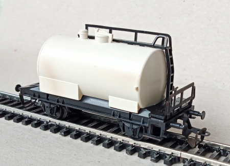 TT. 1:120. Cisterna. Nkladn vz. BTTB  (G64)