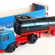 Man. Taha� + vlek cisterna. TT. 1:120. Po�kozen lak. D�lka 13cm. (Kod:B56)