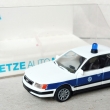 Rietze. Audi 100. Policie. Osobn� auto. M���tko 1:87.  (E64)