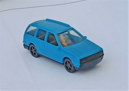 Auhagen. osobn� auto. 1:120