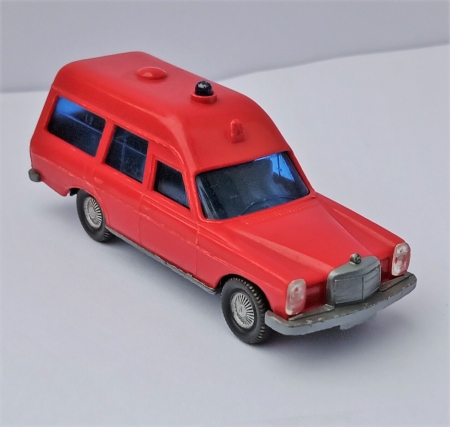 Vyprod�no...Wiking Mercedes. Hasi�i.   (H140)