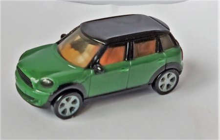 BMW SD244 osobn� auto. D�lka 5 cm.  (H181)