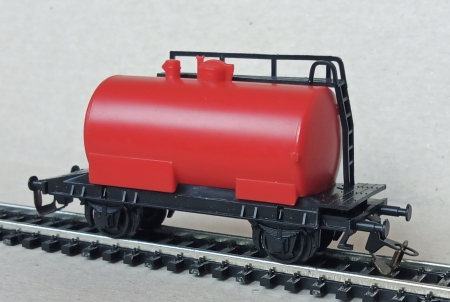 Vyprod�no...TT. 1:120. Cisterna. N�kladn� v�z. BTTB  (A203)