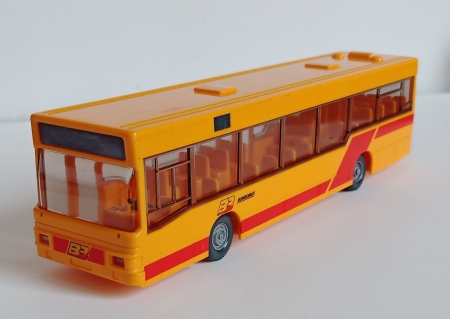 Vyprodno...Wiking. Mstsk Autobus Man. Patrov / Dvoupatrov. 1:87. Dlka 14cm. B3    (B39)