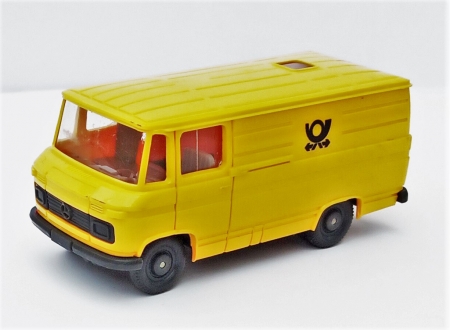 Vyprodno...Wiking. Mercedes. Pota. Dlka 6 cm.   (B13)