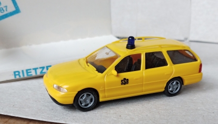 Rietze. Ford Mondeo GHIA. Osobn auto. 1:87. Dlka 5cm  (E67)