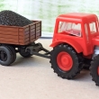 Modell Fahrzeuge. Traktor + vlek Wiking.  1:87. Délka 13 cm. (Kod:B67)