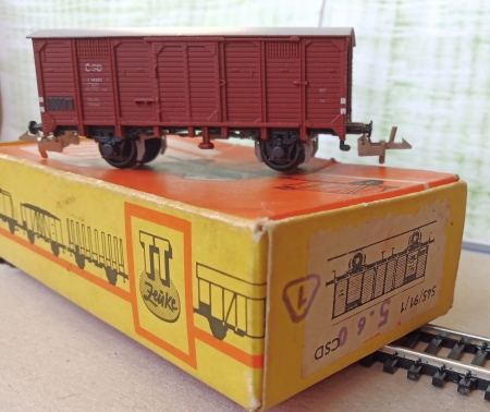 SD. Zeuke. TT. Nkladn skov vz. Krabika. Sbratelsk kousek.(A233)