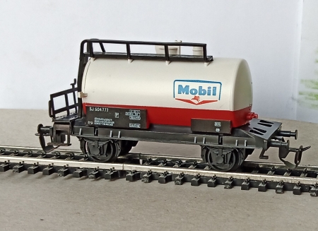 TT. 1:120. Cisterna. Nkladn vz. BTTB. Buna (A215)