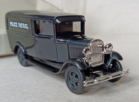 Vyprodno...Busch Ford AA.Historick auto. Policie. Dlka 6 cm. 1:87  (G39)