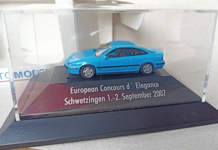 Rietze. Opel. Evropsk� legenda z��� 2007. Osobn� auto 1:87  (E65)