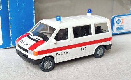 Roco. Volkswagen VW T4. Policie  (G48)