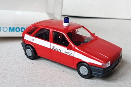 Rietze. Fiat Tipo. Osobn� auto. Hasi�i 1:87  (E69)
